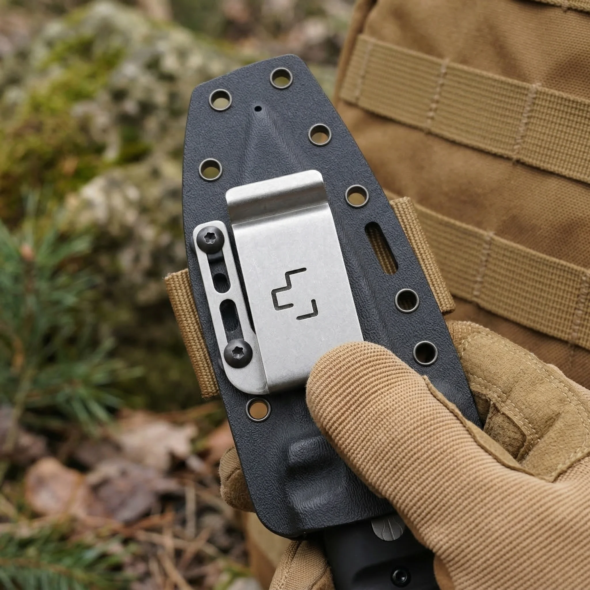 D2 Steel Outdoor Utility Knife 4