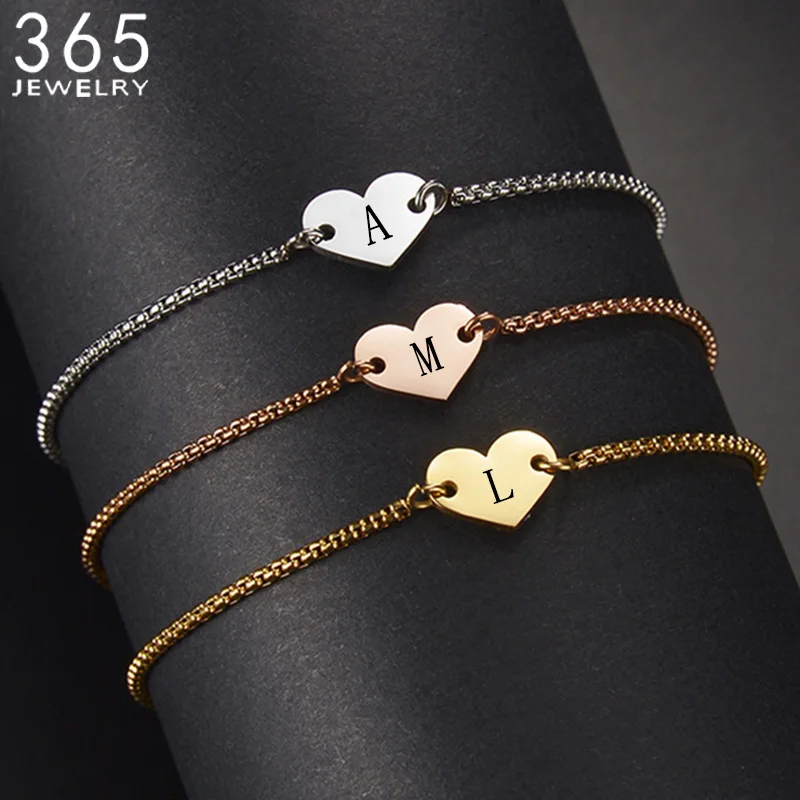 Spersonalizowana stal nierdzewna grawerować list bransoletka z serduszkiem niestandardowe DIY wielkie litery bransoletki dla kobiet dziewczyna biżuteria prezent