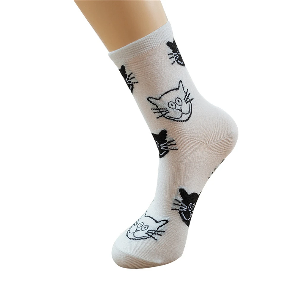 Calcetines de algodón suave con dibujos animados de gato, ropa de calle personalizada japonesa, medias Hipster de tubo medio, envío directo, novedad