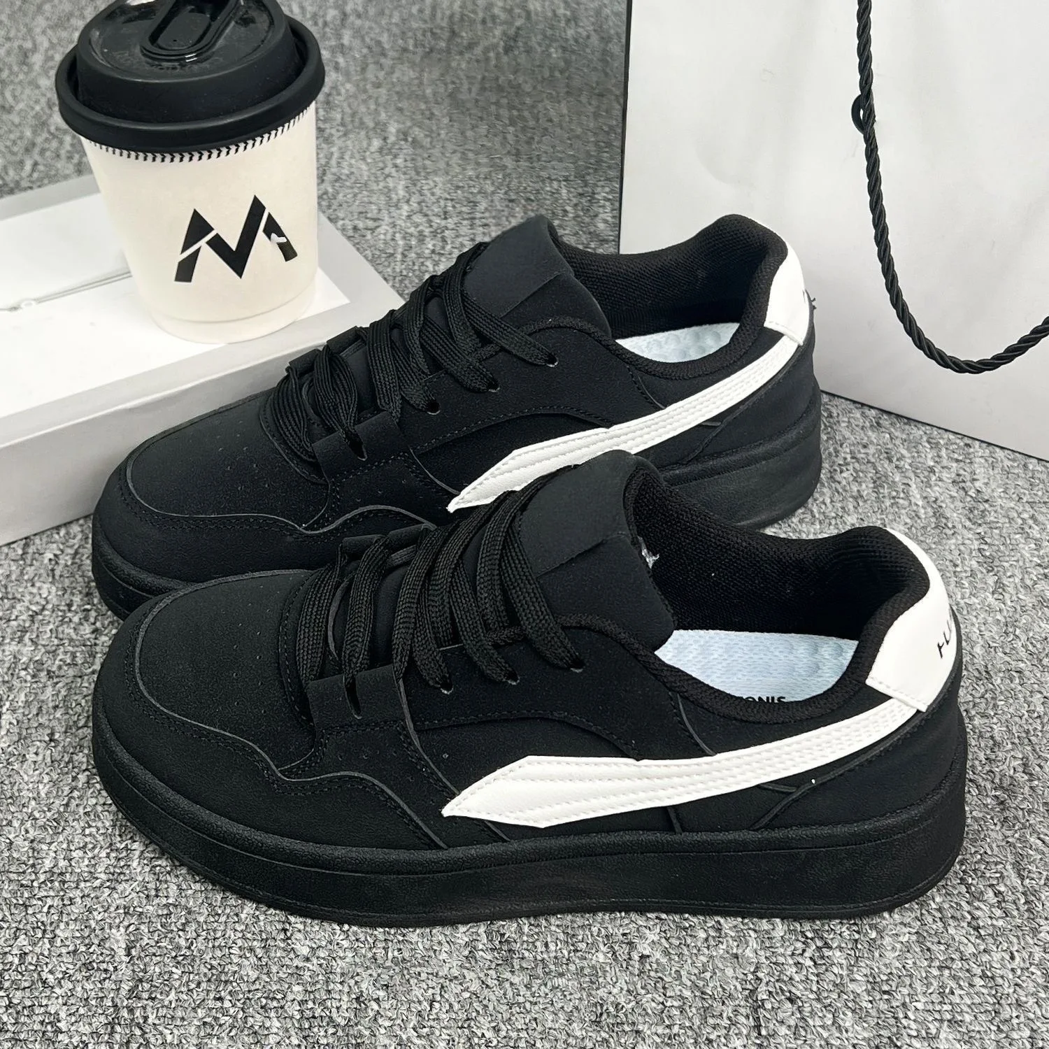Basket FemmeThick Soled Casual Sports Shoes 2026 Spring New Fashion Trend Comfortable Non Slip Shoes Low Top Platform Sneakers