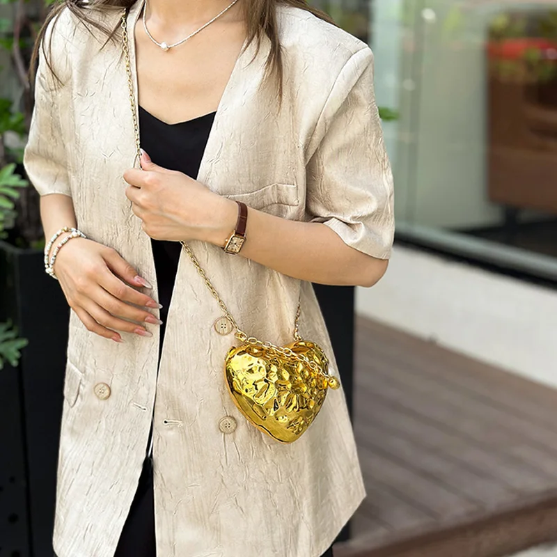 Summer New Lipstick Women Bag Fashion Chain Mini Love High Quality Crossbody Bag Designer Exquisite Hardware Shell Shoulder Bag