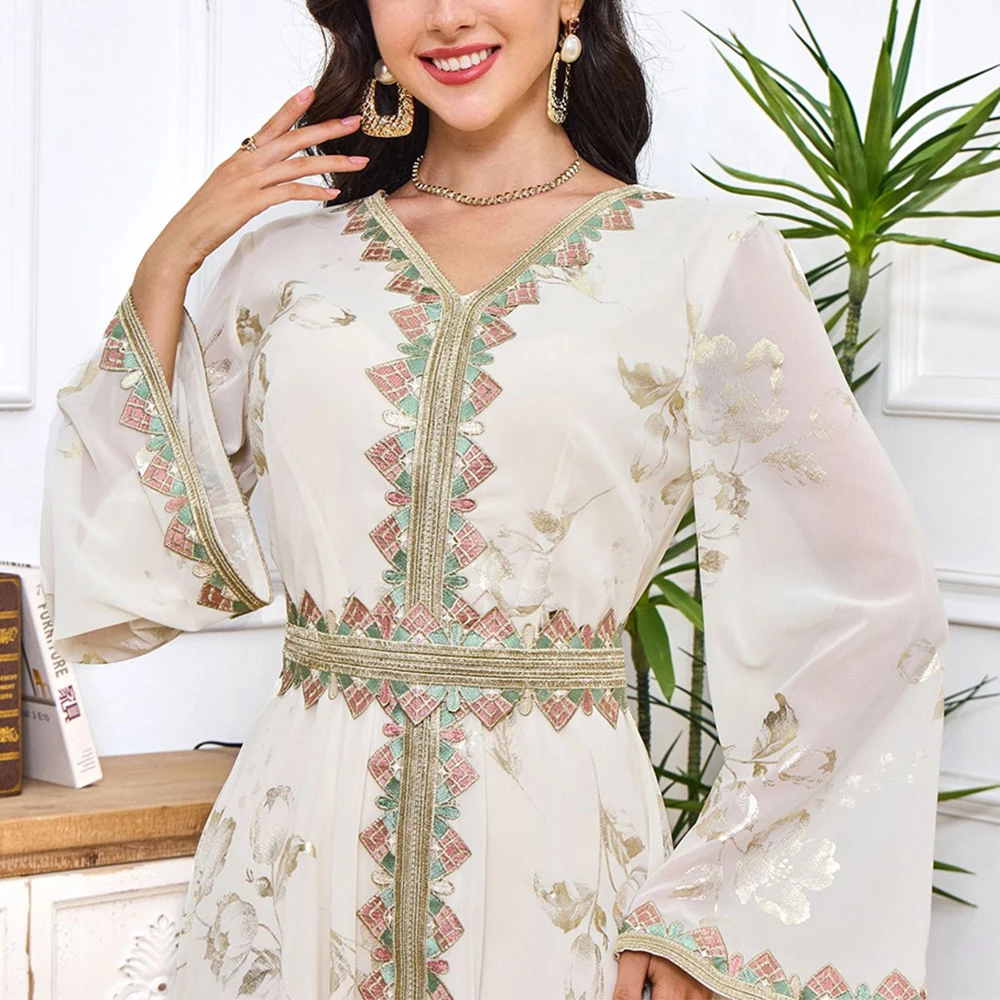 Long Sleeve Embroidered Muslim Clothing Moroccan Dress Women Muslim Kaftan Belted Abaya Ramadan Jalabiya Eid Wedding Party Dress