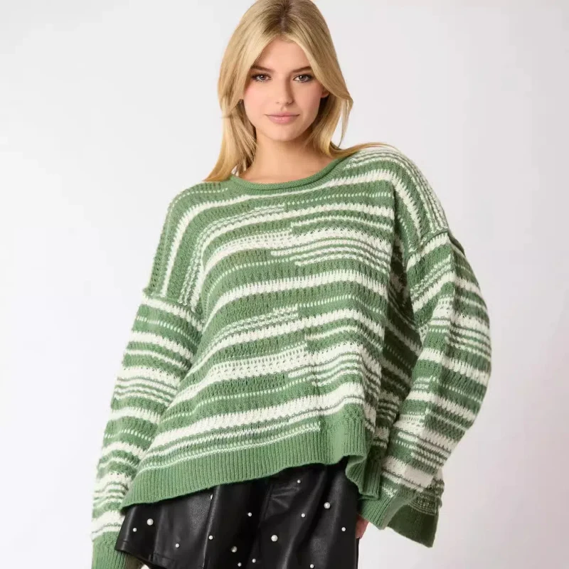 Women's Pullover Knitted Sweater with Two Tone Striped Round Neck