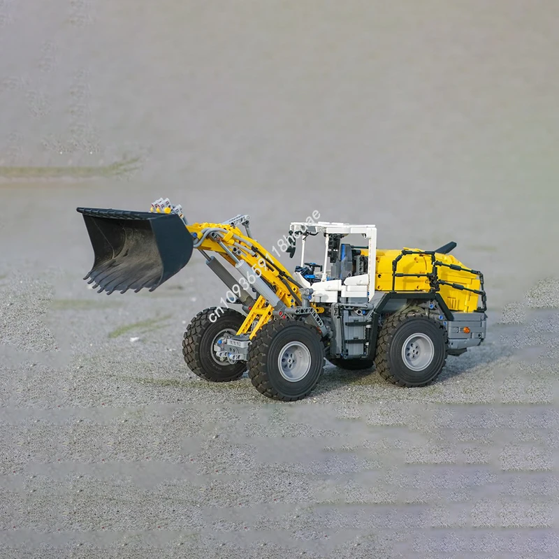 2498PCS MOC Transporter Liebherr L580 XPower: The Ultimate Loader City Engineering Model Building Blocks Stacking Brick Creative