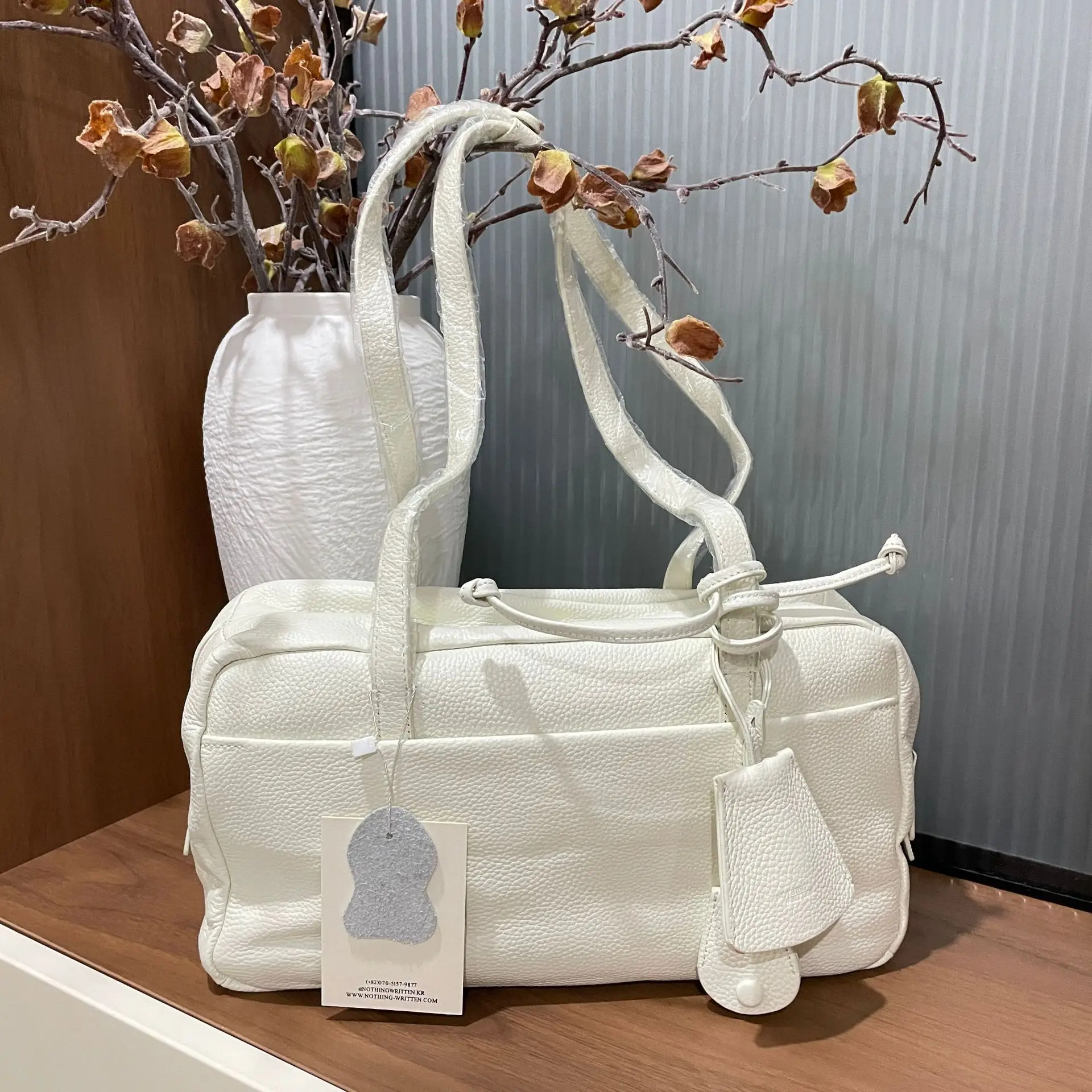 

FIRMRANCH качественная мягкая воловья кожа, большая вместительная квадратная женская сумка-тост, классическая черная, белая однотонная шикарная сумка