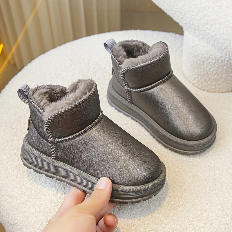 男の子女の子冬子供スノーブーツ足首スリッポンファッションクラシックソフト子供靴暖かい厚い豪華な綿子供ゴムブーツ