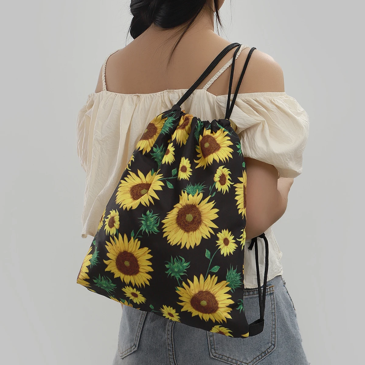 Sunflower Print Combination Travel Bag for Outdoor Travel, Storage and Makeup Bag, Portable Foldable Drawstring Backpack