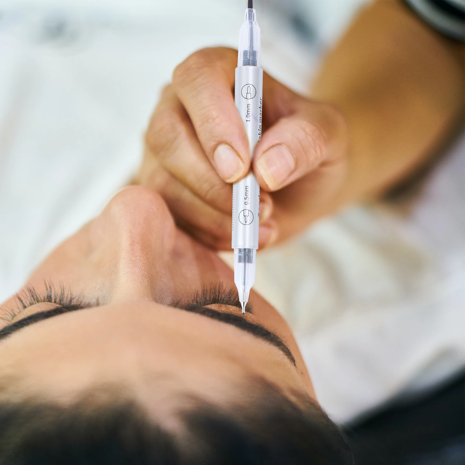 

Double Ended Skin Marker Pen Portable for Eyebrow Eyeliner Lipliner Scar Camouflage Waterproof