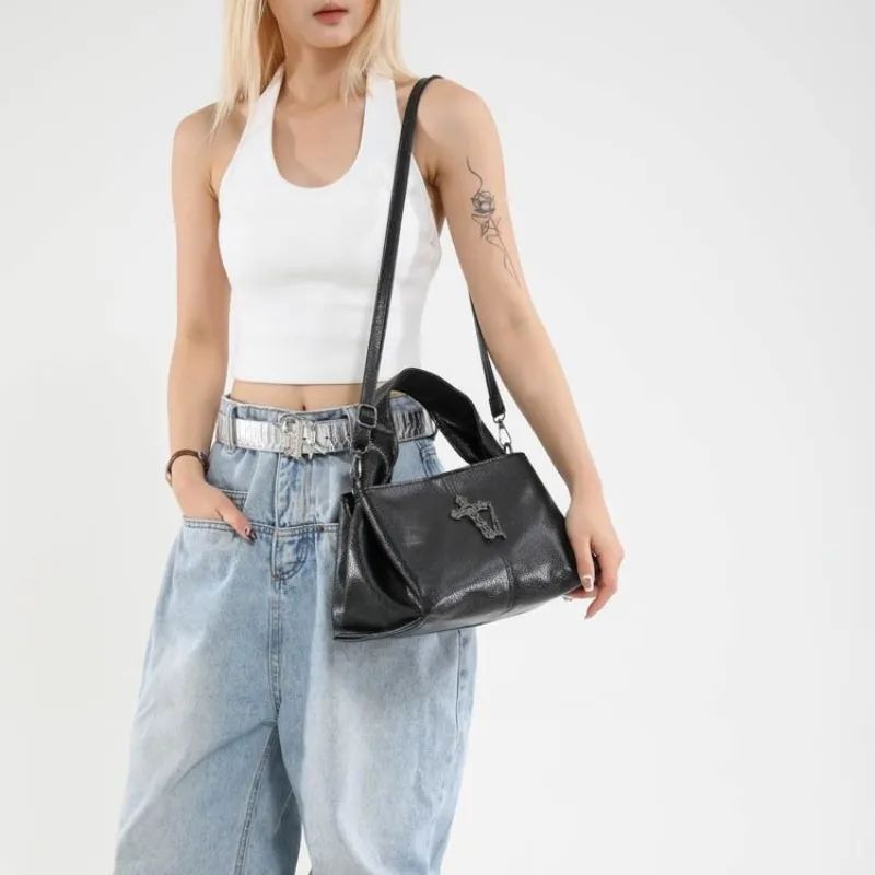 

Breathable Lightweight Crossbody Bag For Women Summer Underarm Shoulder Bag For Festival Adventures And Outdoor Concert Events
