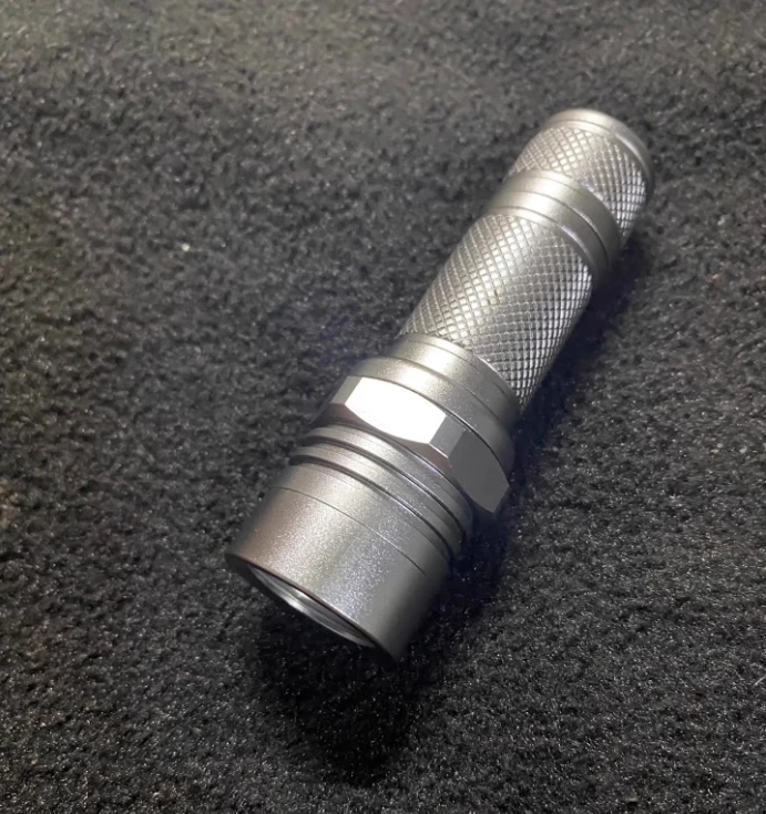 Used EDC aluminum alloy Flashlight Decompression toys