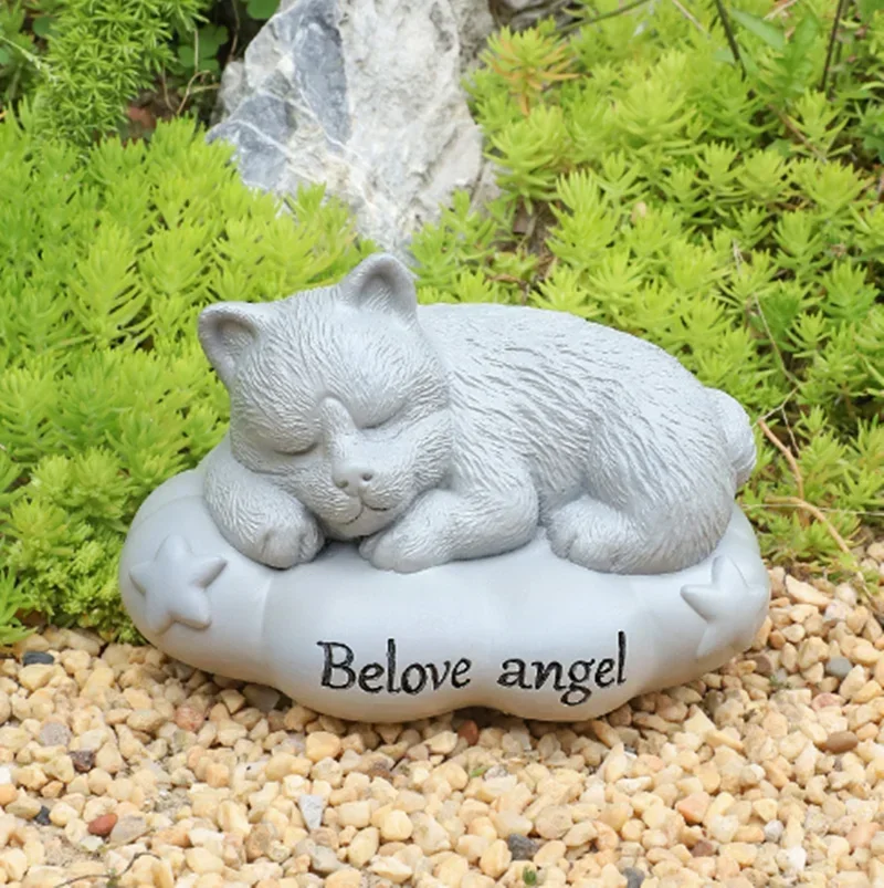 Environmentally Friendly Resin Dog and Cat Urn - Sustainable Pet Memorial Ashes Storage - Elegant Cremation Keepsake for Pet Fun