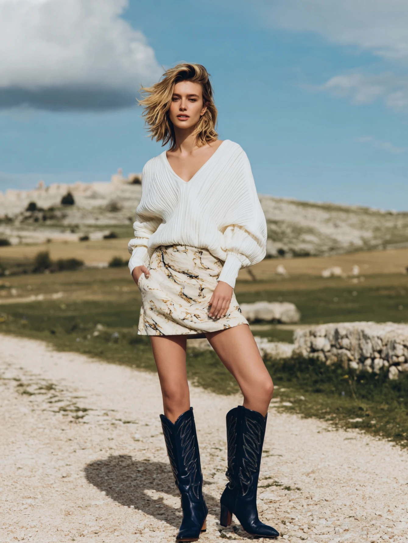 

Mia Muse Select женские юбки, летние элегантные шикарные французские минимализм 2025, простые повседневные мини-юбки трапециевидной формы с v-образным вырезом