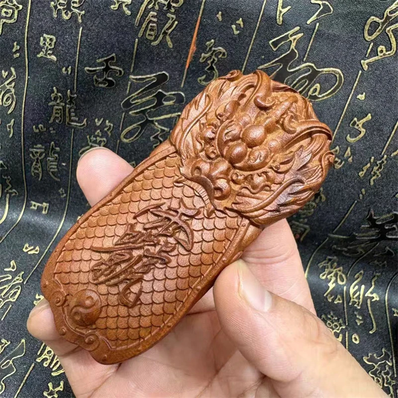 Natural jujube wood lightning struck wood, dragon head small ornament, boundless blessings and life, thunder ancestor taboo card