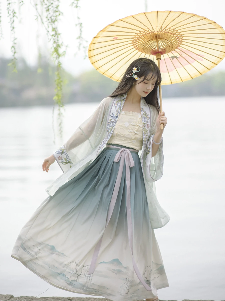 

Spring Collection: Sichuan Dài Time Women's Hanfu Tee-Piece Set Embroidered Water-Mark Printing Traditional Chinese Ethnic ...