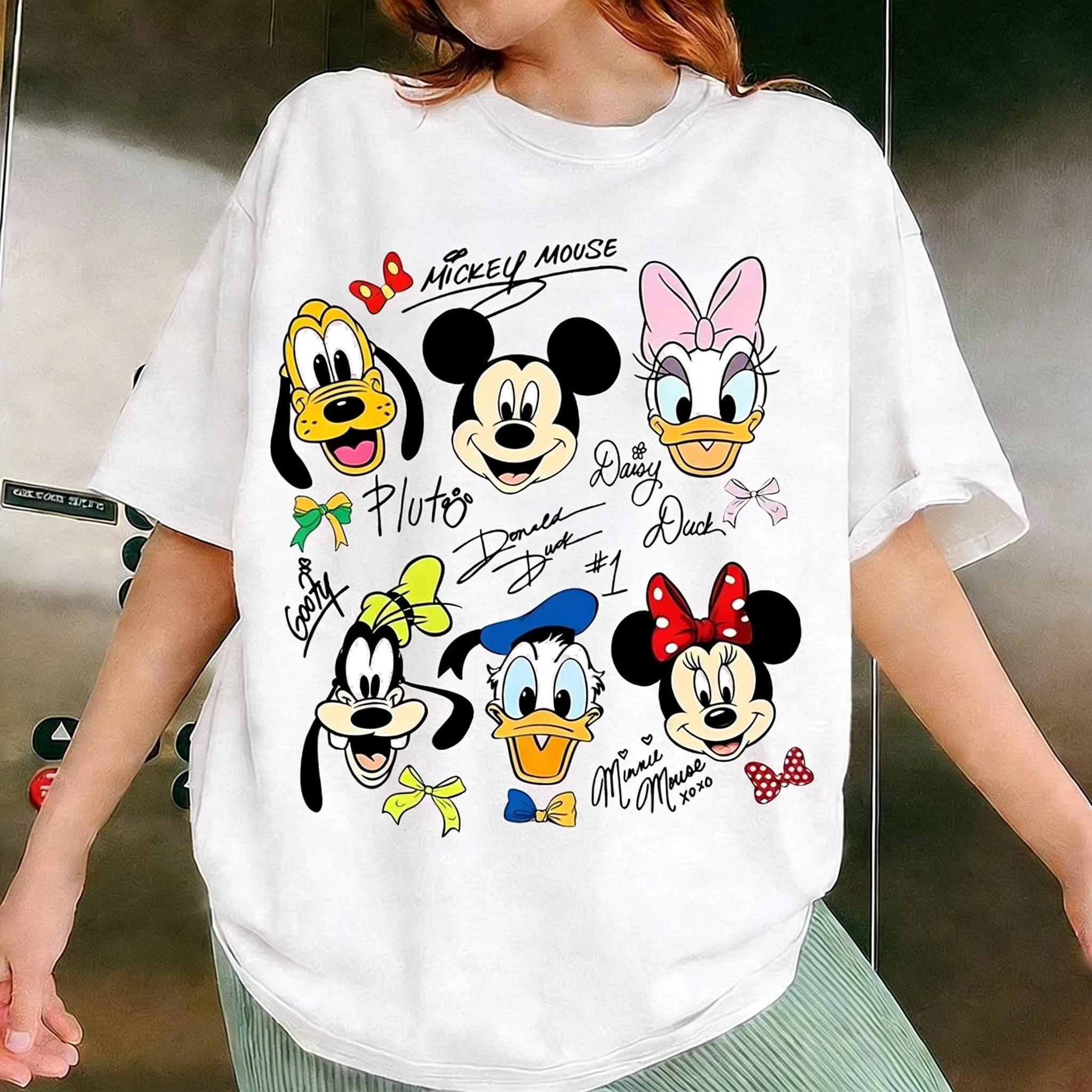 

Футболка женская хлопковая с коротким рукавом, с мультяшным принтом Микки и Дейзи Дак, повседневный топ, летняя винтажная футболка с графическим рисунком, уличная одежда Y2K, коллекция 2026