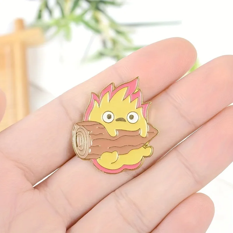 1pcs Cartoon Creative Little Flame Holding Firewood Shaped Brooch Trendy and Versatile Clothing Bag Decoration Lacquered Brooch