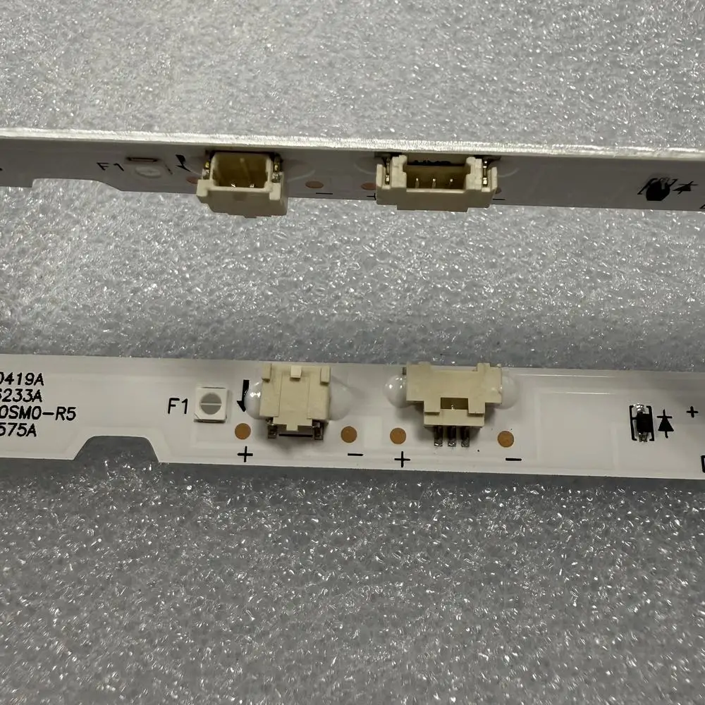 Striscia di retroilluminazione a LED per Samsung UE32M4000 UE32M4002AK UE32M4005 UN32M4500 UA32M5000 V7DN-320SM0-R1 BN96-43703A LM41-00419A