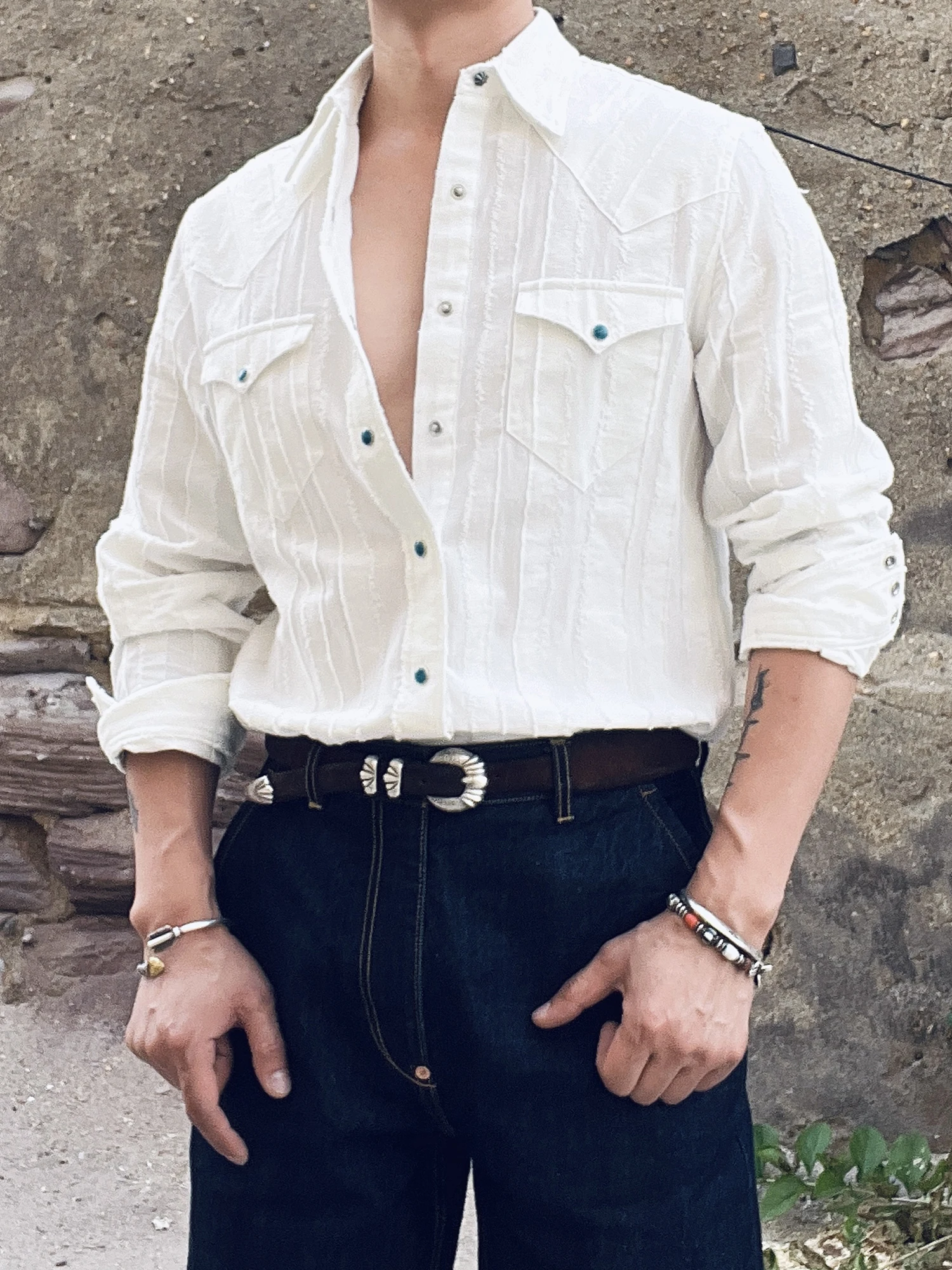 

Retro American Turquoise Button Western Cotton Classic Gentleman Long Sve irt Faionable Urban Stand Fit Youthwear