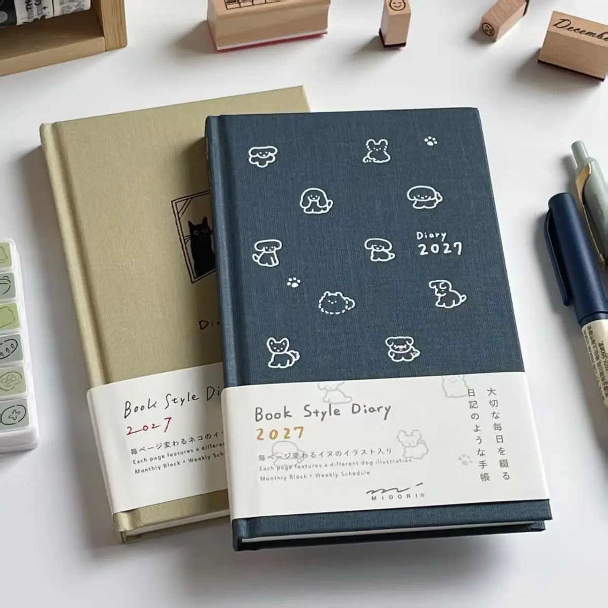 2027 Planner Cat and Dog Illustration Hardcover  Simple Healing High-Value Girl's Journal Stationery