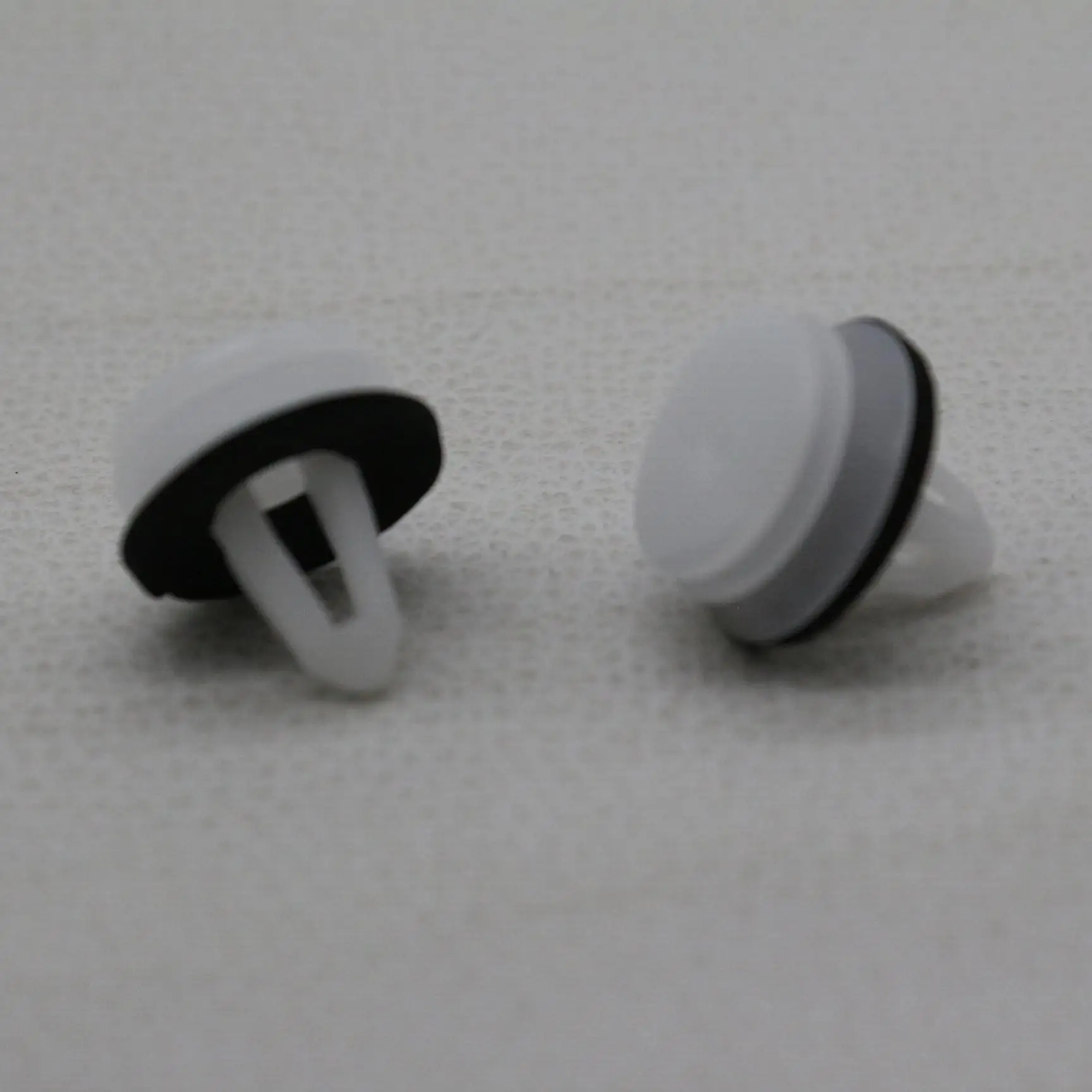 25 قطعة من مشابك تثبيت لوحة الباب مع سدادة لسيارة فولكس فاجن جيتا 2005-2010 |   6X0868243A السحابة دفع دبوس