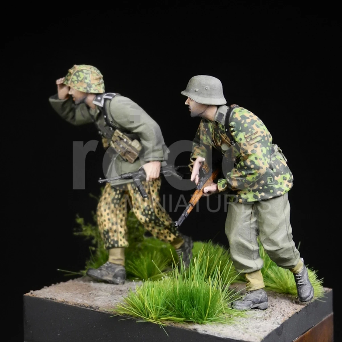 1/35 Resin figure unpainted model kit, military theme, Polish soldier unassembled and unpainted GK, 932R