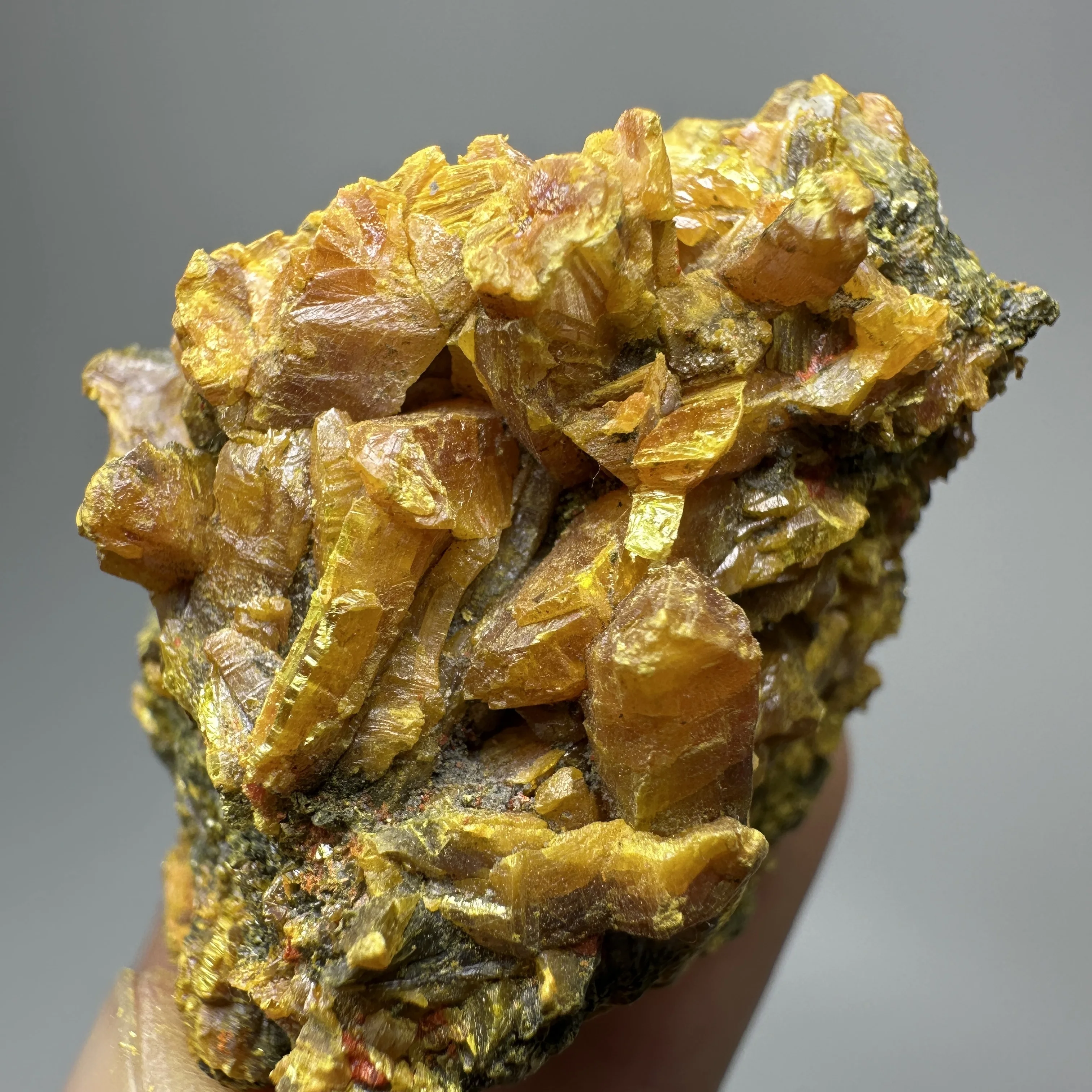 Cristal d'Orpiment Naturel en Grappe, Spécimen de Pierre Minérale Brute, Collection de Guérison Reiki, Décoration d'Intérieur
