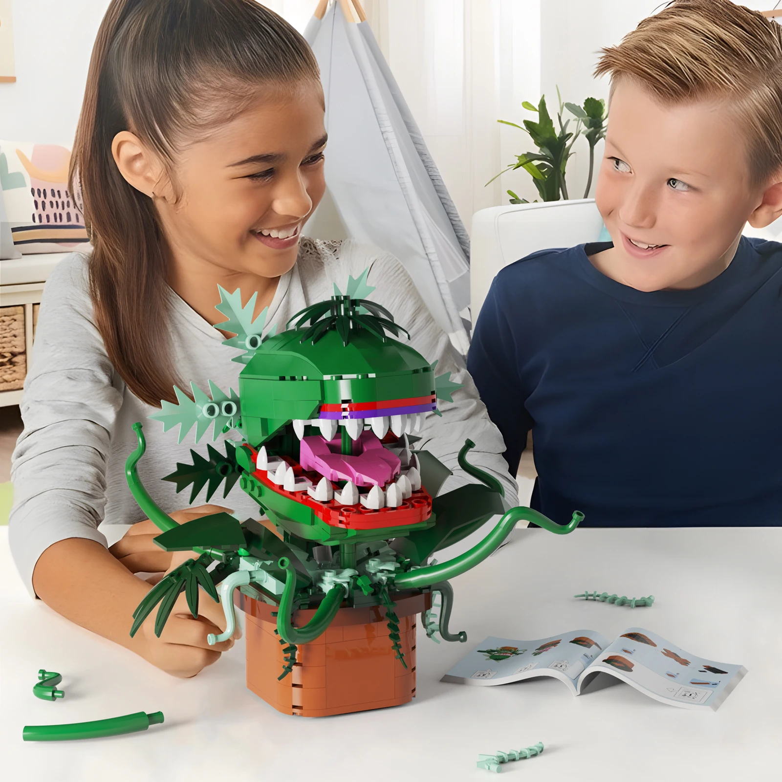 MOC Halloween Audrey II Chomper Building Blocks Set Little Shop of Horrors Man Eater Flowers Bricks Toys For Children Xmas Gifts