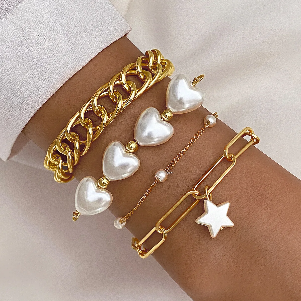 4Pcs/Set Vintage Baroque Love Heart Shape Imitation Pearl Hip Hop Peach Heart Bracelet Set Combination Bracelet Jewelry Gifts