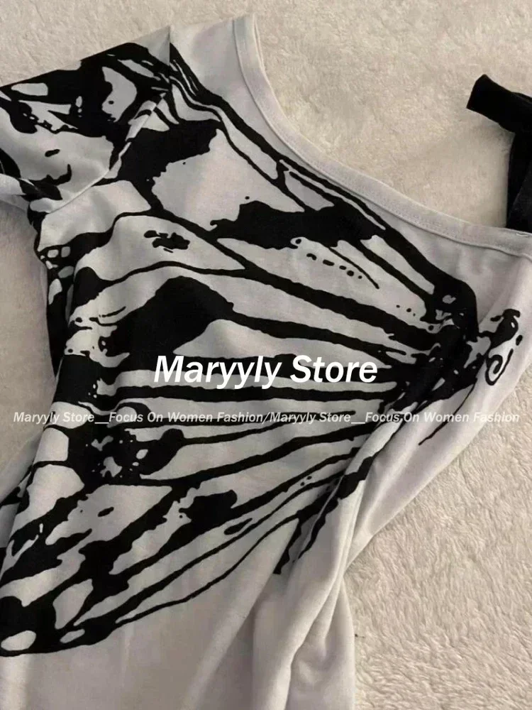 2024 Summer Sexy One Shoulder Design Y2k Vintage T-Shirts Women Streetwear 2000s Casual Print Tees Korean Fashion Punk Crop Tops