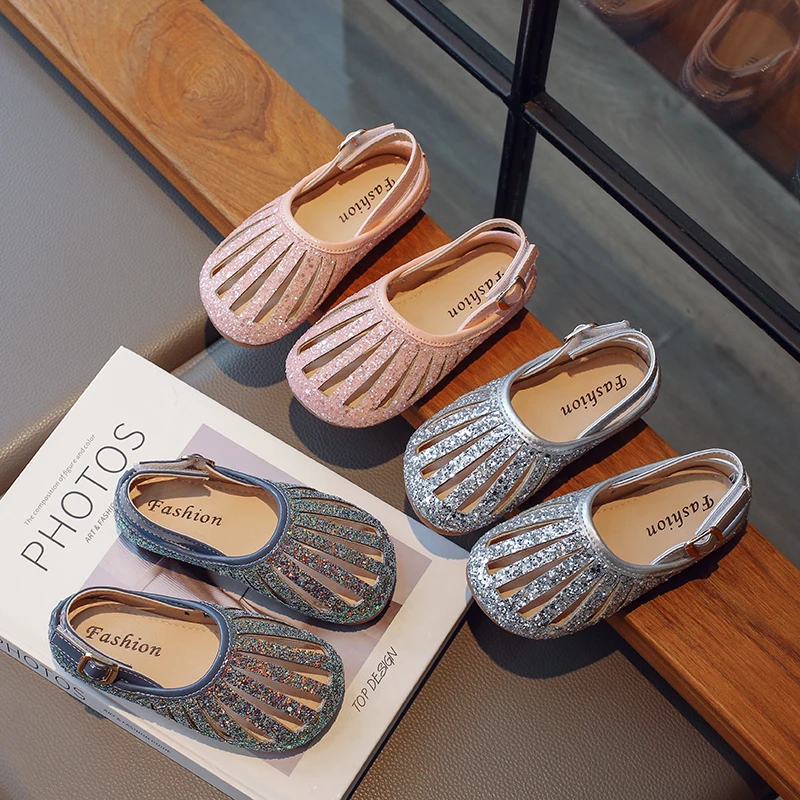 Girls Hollow Leather Sandals Children Square-toe Sequins Shoes Japanese Style Soft Fashion Kids Summer Beach Shoes Simple Chic