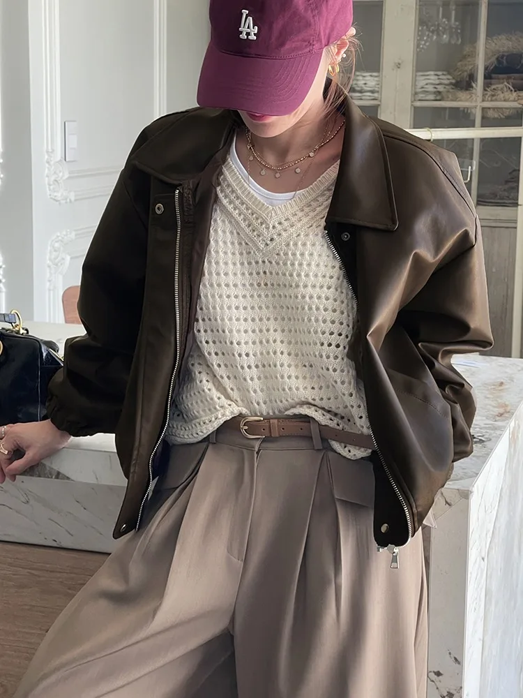 시크한 루즈핏 롱 슬리브 PU 가죽 바이커 재킷 여성용 가을 고급스러운 느낌의 지퍼 칼라 패셔너블 캐주얼 코트