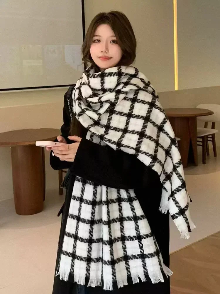 New Autumn Winter Plaid Couple Wool Scarf  Outdoor Leisure Warm Soft Cashmere Fashion Men\'s  Women\'s Shawls Can Match Outerwear