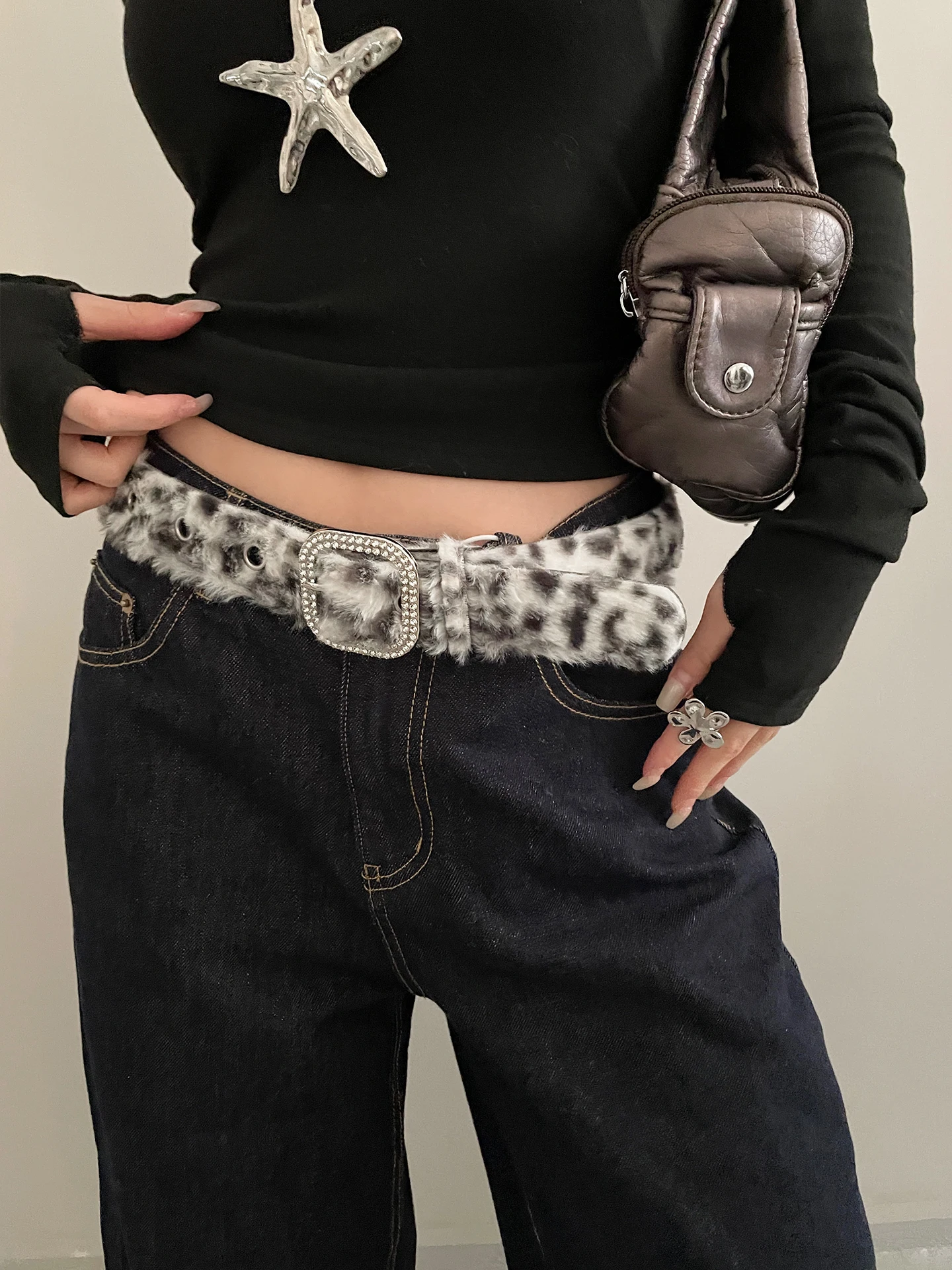 Leopard Print Diamond Studded Faux Fur Belt For Women Versatile Hot Girl Belt With Jeans Belt Decoration view 4