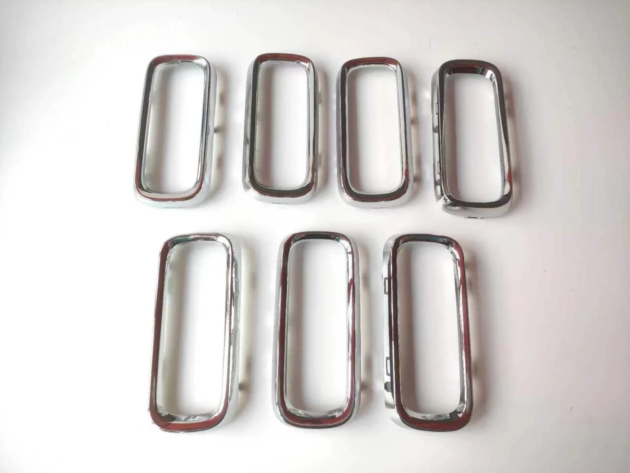 

set 735599127 5XB16SZ0AA 735665564 for Jeep Freedom 2015-2018 Bright Circle