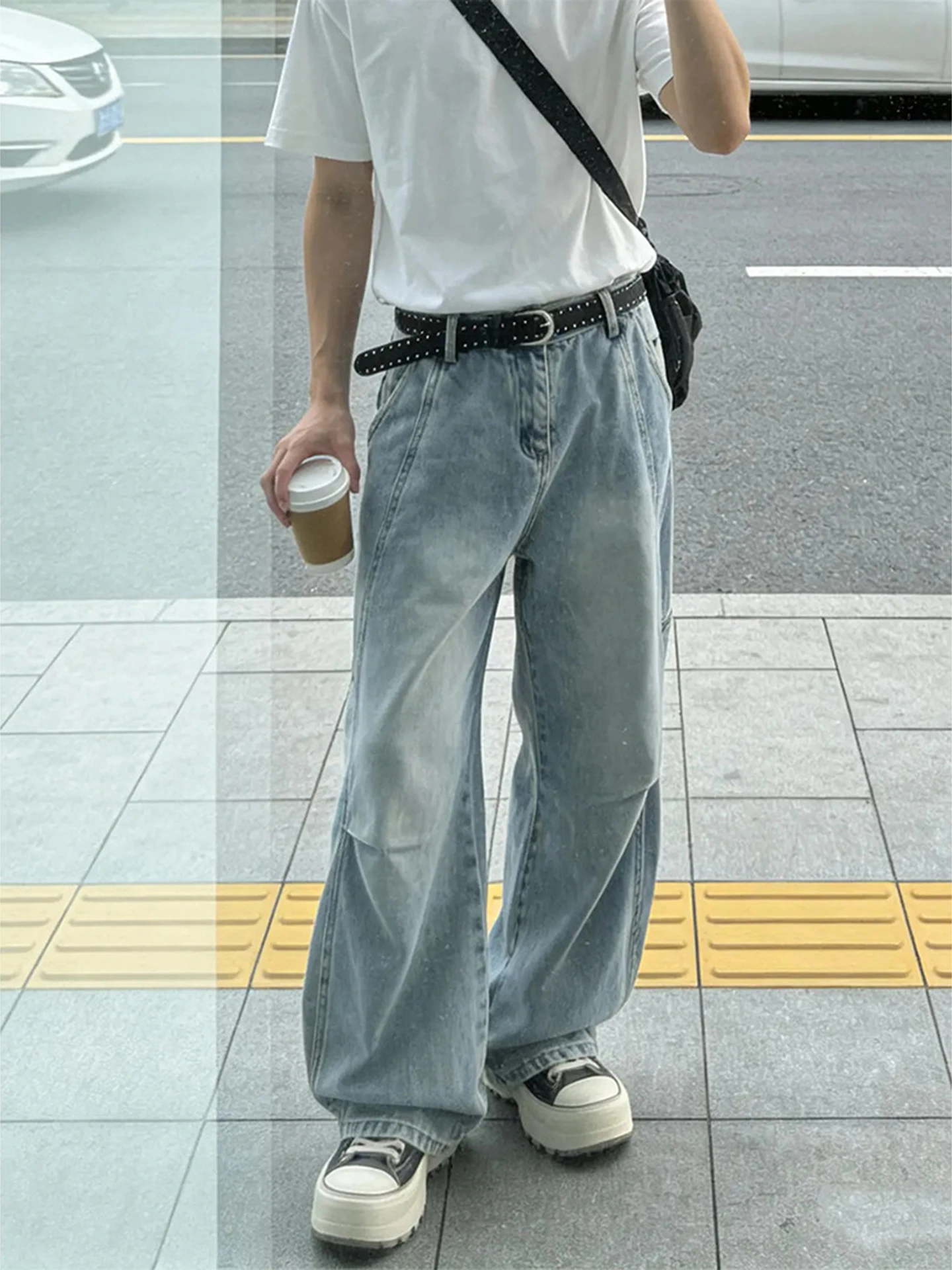 

Светло-голубые мужские джинсы прямого кроя с эффектом потертости, повседневные рабочие брюки в американском уличном стиле, молодежная мода