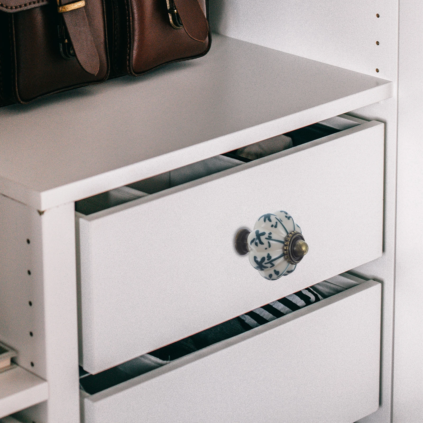 

Ceramic Blue White Pumpkin Knobs 33x38mm Handpainted Vintage Cabinet Hardware Drawer Pulls Furniture Handles Durable Use