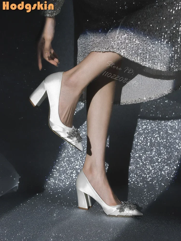 

Crystal Satin Pumps White Pointed Toe Shallow Square Heels Slip-on Elegant 2025 Women New French Style Wedding Bridal Dress Shoe