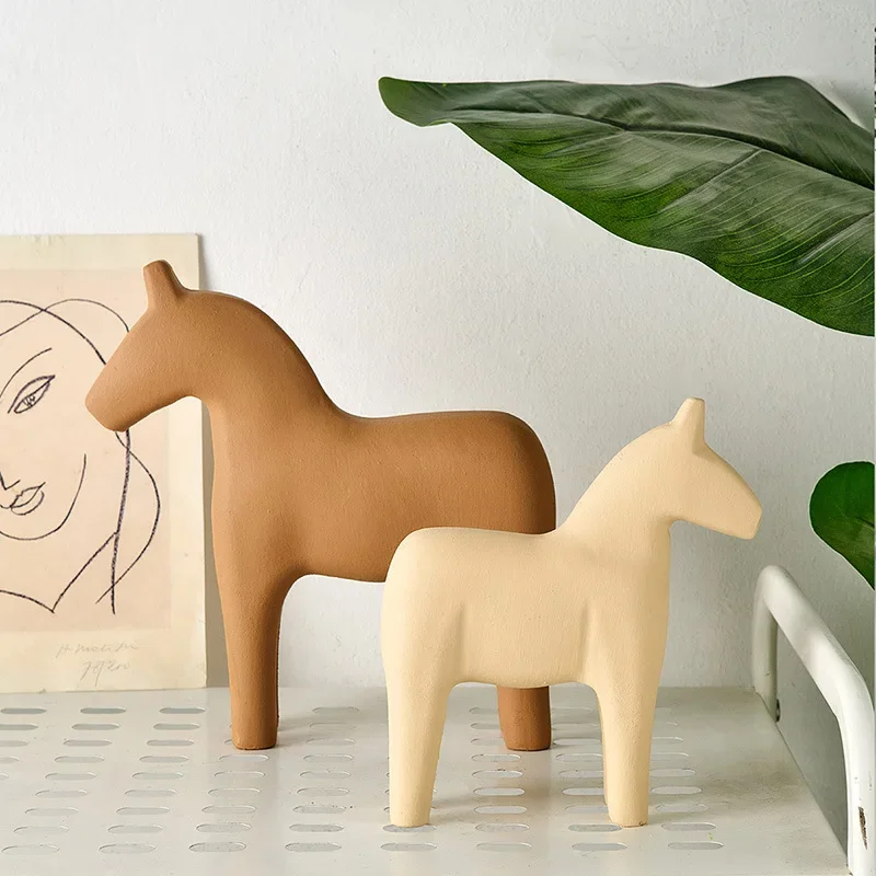 Modern Nordic Style Creative Ins Wooden Horse Decorative Figurine For Home Living Room TV Cabinet Children's Room Decor