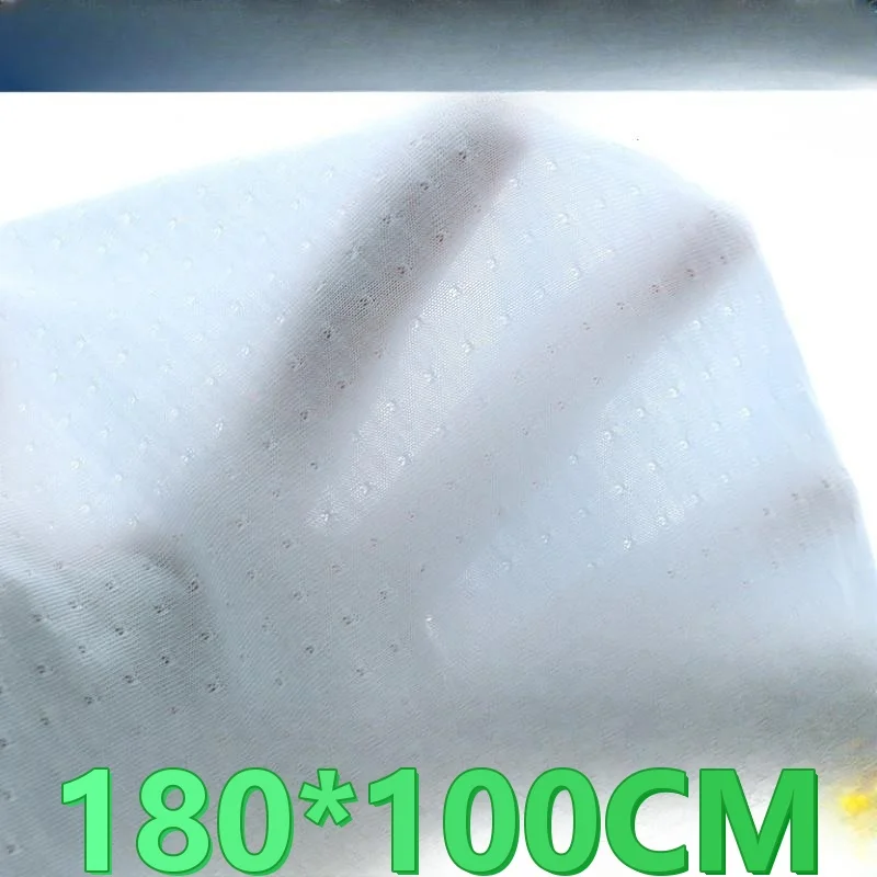 

Ткани: Черный матовый бархат, однотонные, универсальные, базовые, для пошива платьев, рубашек, блузок, юбок, брюк, пальто, сумок, кошельков, для рукоделия и шитья.