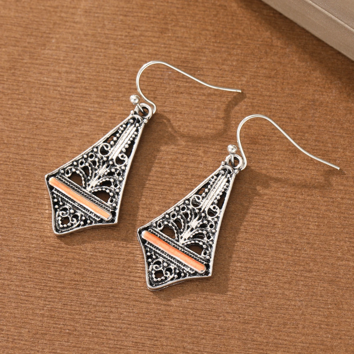 National style hollowed-out diamond-shaped small round bead decoration ladies' pendant earrings for leisure and vacation