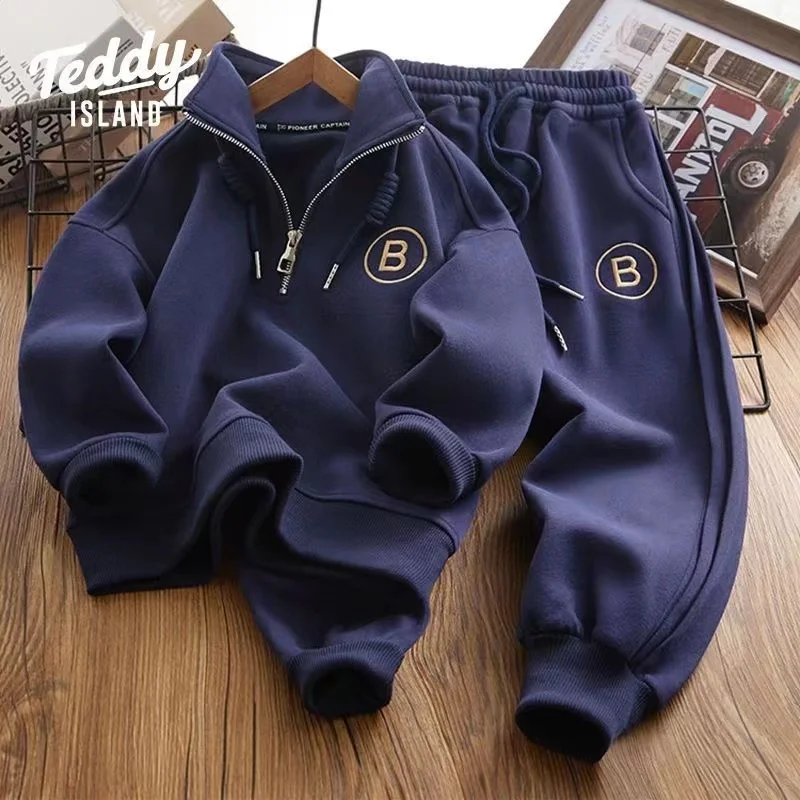 Children's Autumn and Winter Sweater Sports Suit New Item Zhongda Children's Outfit Boys' Stylish Stand Up Collar Two-piece Set