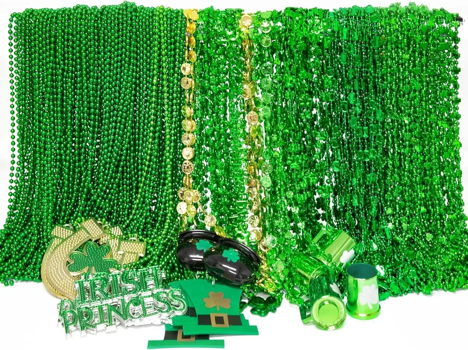 

200Pcs St Patricks Day Necklaces Beads Accessories 12 Kinds Irish Shamrock Beer Mug Coins Pendants Adult Bulk Parade Party Suppl