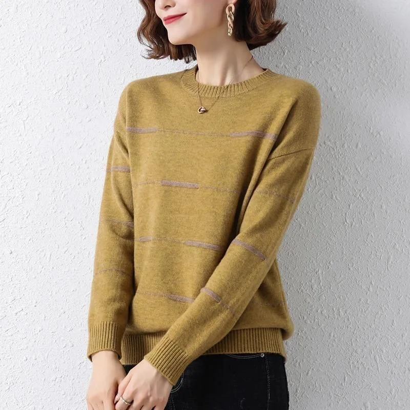 New Autumn/Winter Fashion Korean Edition Color Block Stripe Round Neck Sweater Loose and Versatile Western Women\'s Knitted Top