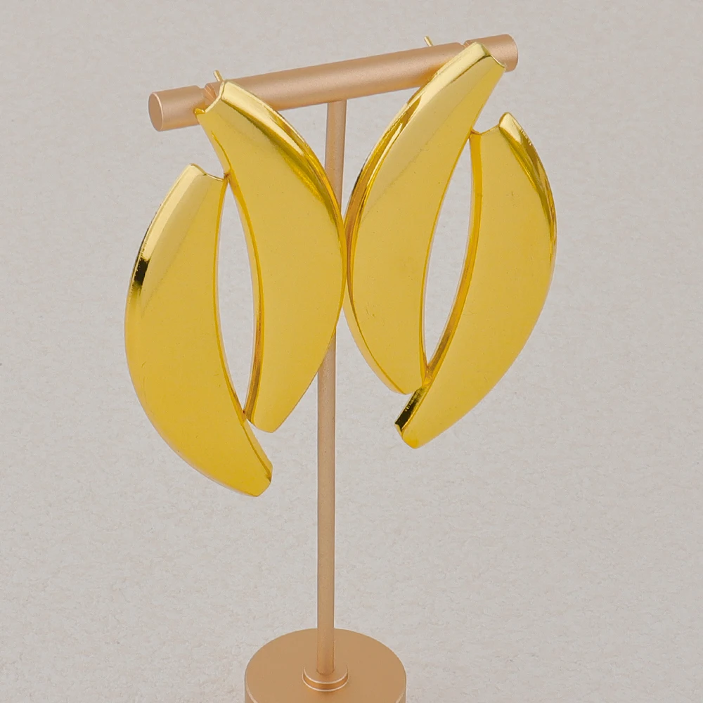 

Dubai Pendant Necklace Earrings Ring Women's Jewelry Free Shipping Christmas Jewelry Party Favors Nigeria Wedding Set