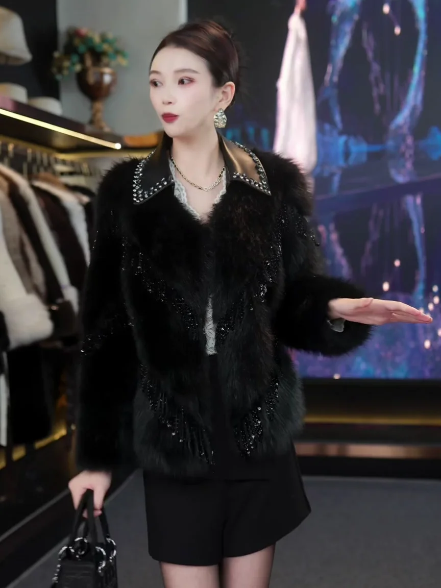 

Heavy-Du Rhinestone ort Faux Fur Coat Women's Winter Warm Fluffy Hepburn Sle Design Coat European Station