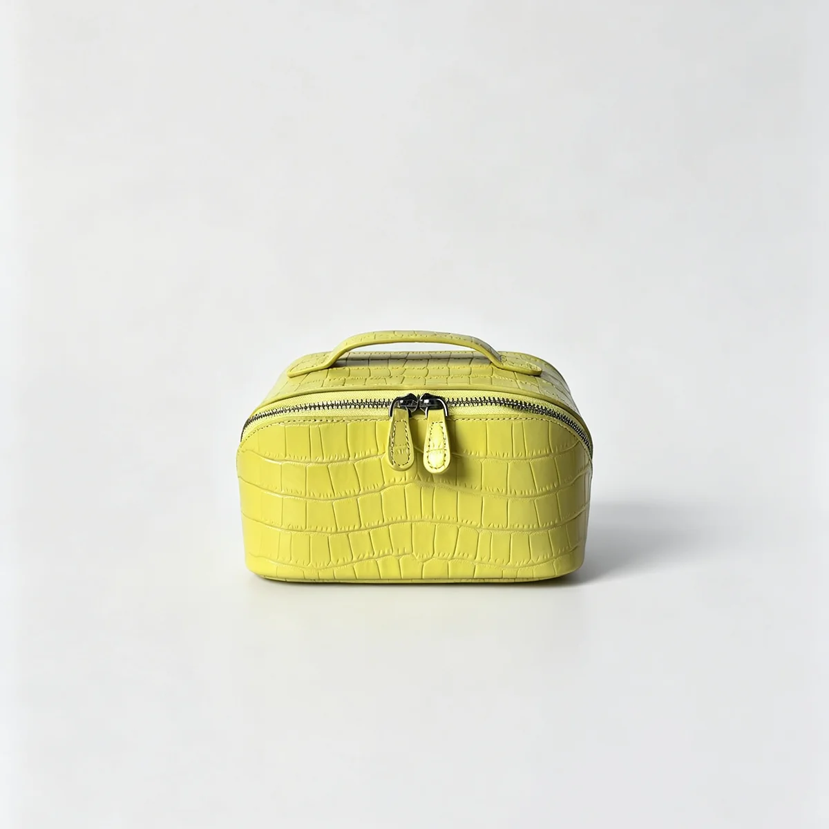 Authentisches Leder-Kosmetikset für Damen, Zitronengelbe Farbpalette, Beauty-Organizer, hochwertiges Rindsleder, Krokodilprägung, Reise-Waschtasche – Detail 14