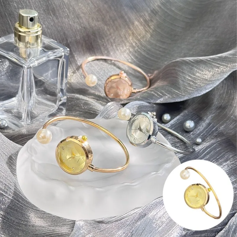 

Женский тонкий маленький браслет 1, большой жемчужный бриллиант, стеклянный циферблат со стразами, минималистичные кварцевые часы-браслет, новинка 2025 года