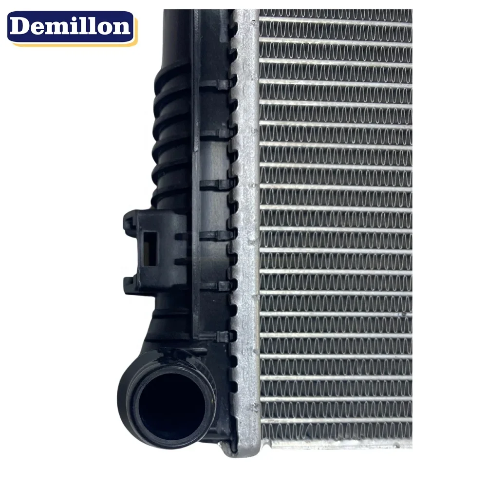 0995005903 Demillon Auto Parts Cooling System Engine Radiator Tank For C180 C200 C220 C250 C300 C350 GLE320 GLE400