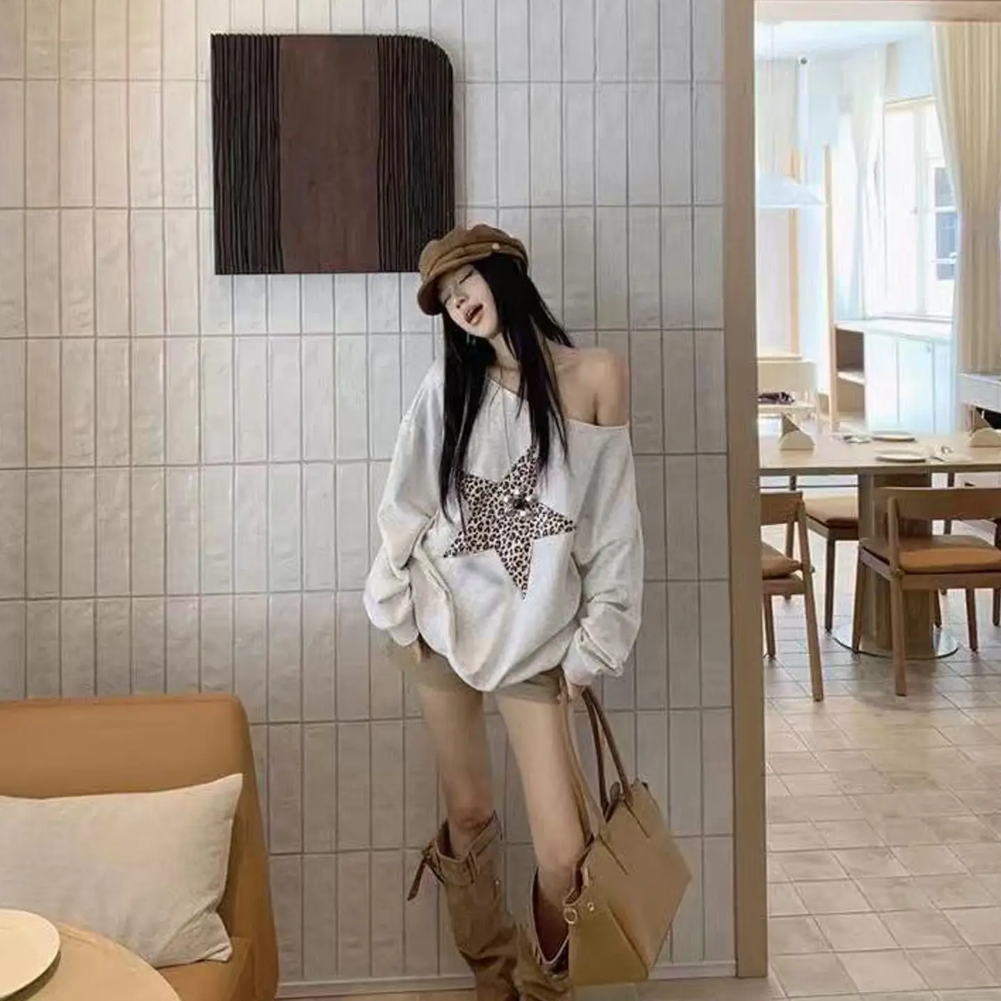 Sudaderas de principios de otoño para mujer, jersey Retro americano con hombros descubiertos, Top de manga larga, Sudadera con capucha con estampado de leopardo