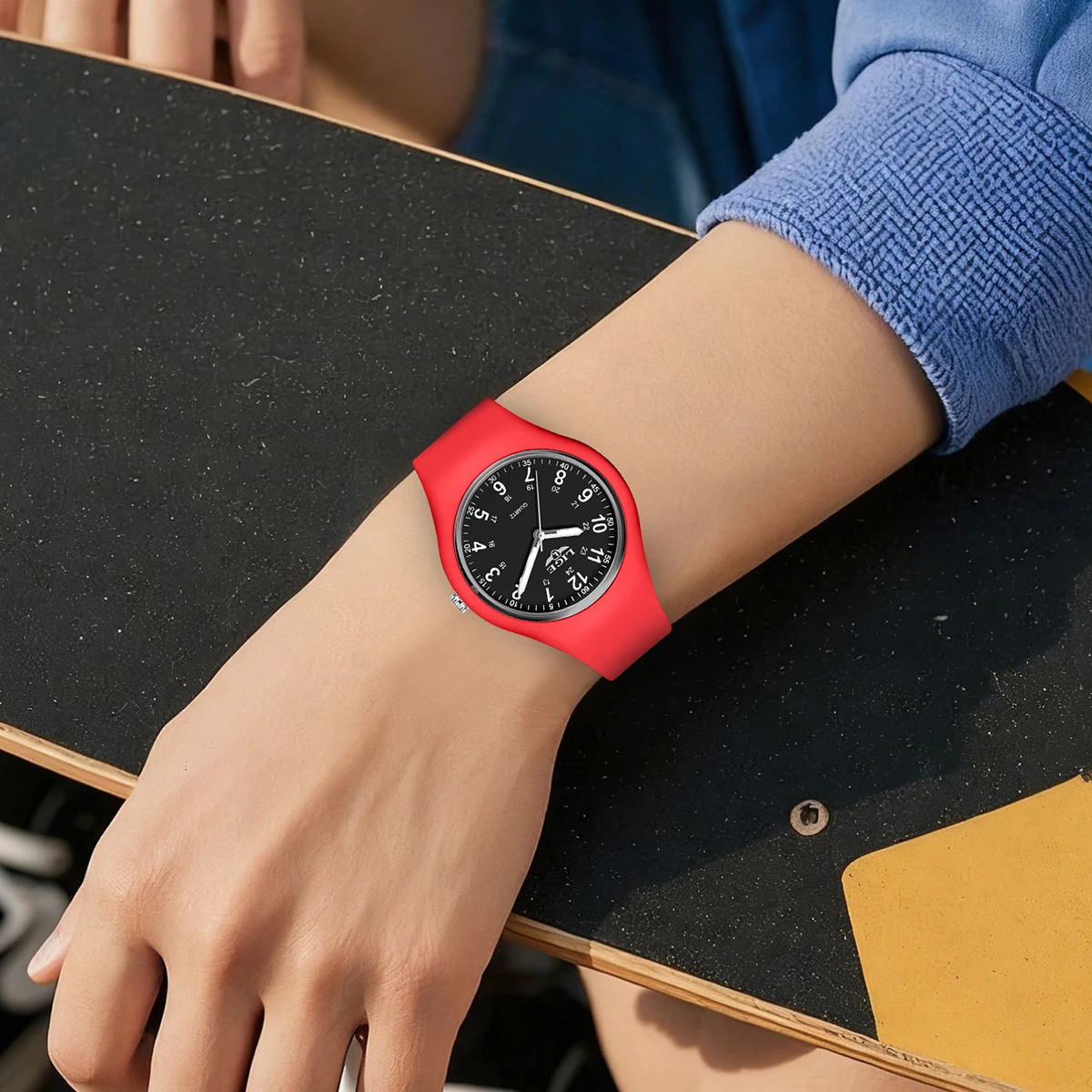 Moda LIGE Top Brand Vendita ca - Smartwatch Watches For Women Branded recensione e prezzo